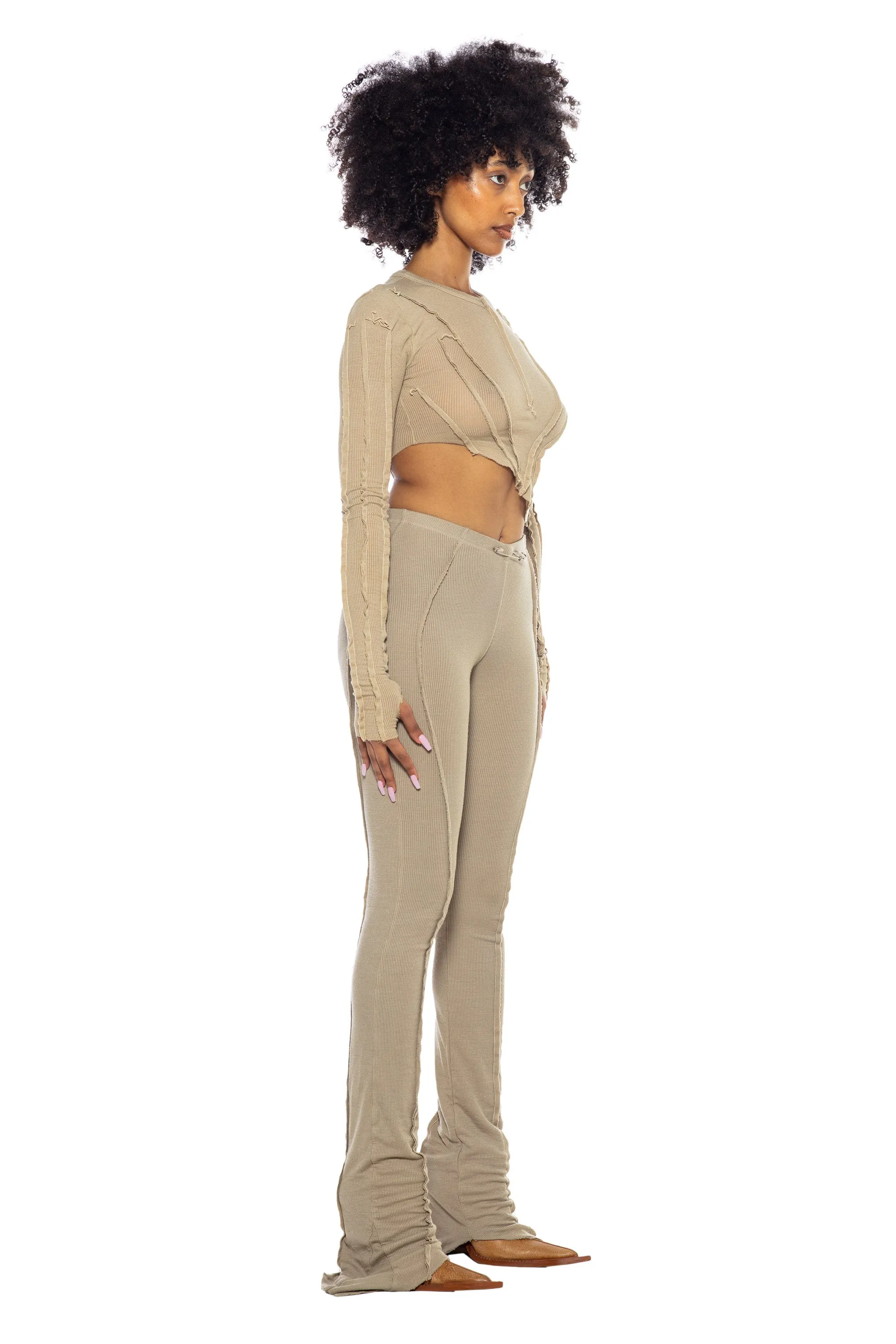 ASYMMETRIC LONG SLEEVE TEE IN TAUPE RIB