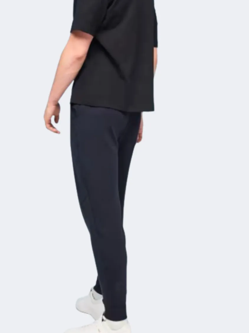 On Men Lifestyle Pant Navy