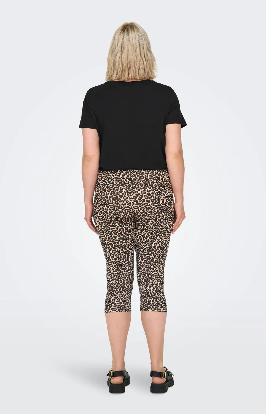 Only Carmakoma Leopard Print Capri Leggings