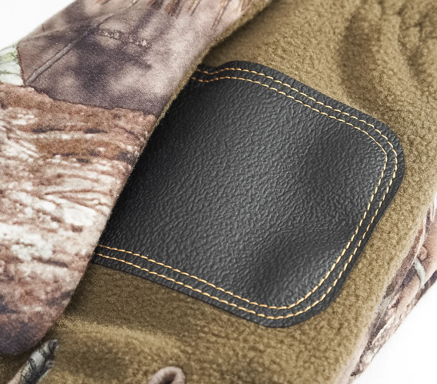 "Bulls-eye" Stretch Fleece Pop-Top Mitten - Mossy Oak® Break-Up Country®