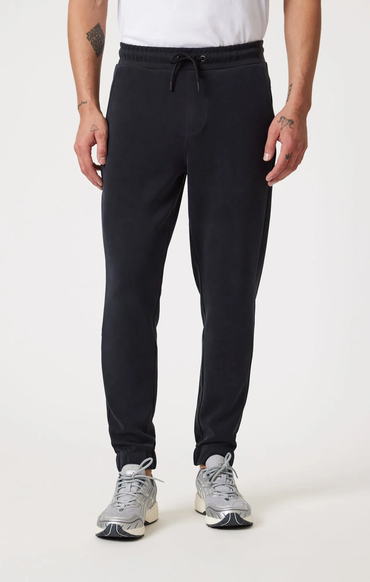 SWEATPANTS IN JET BLACK