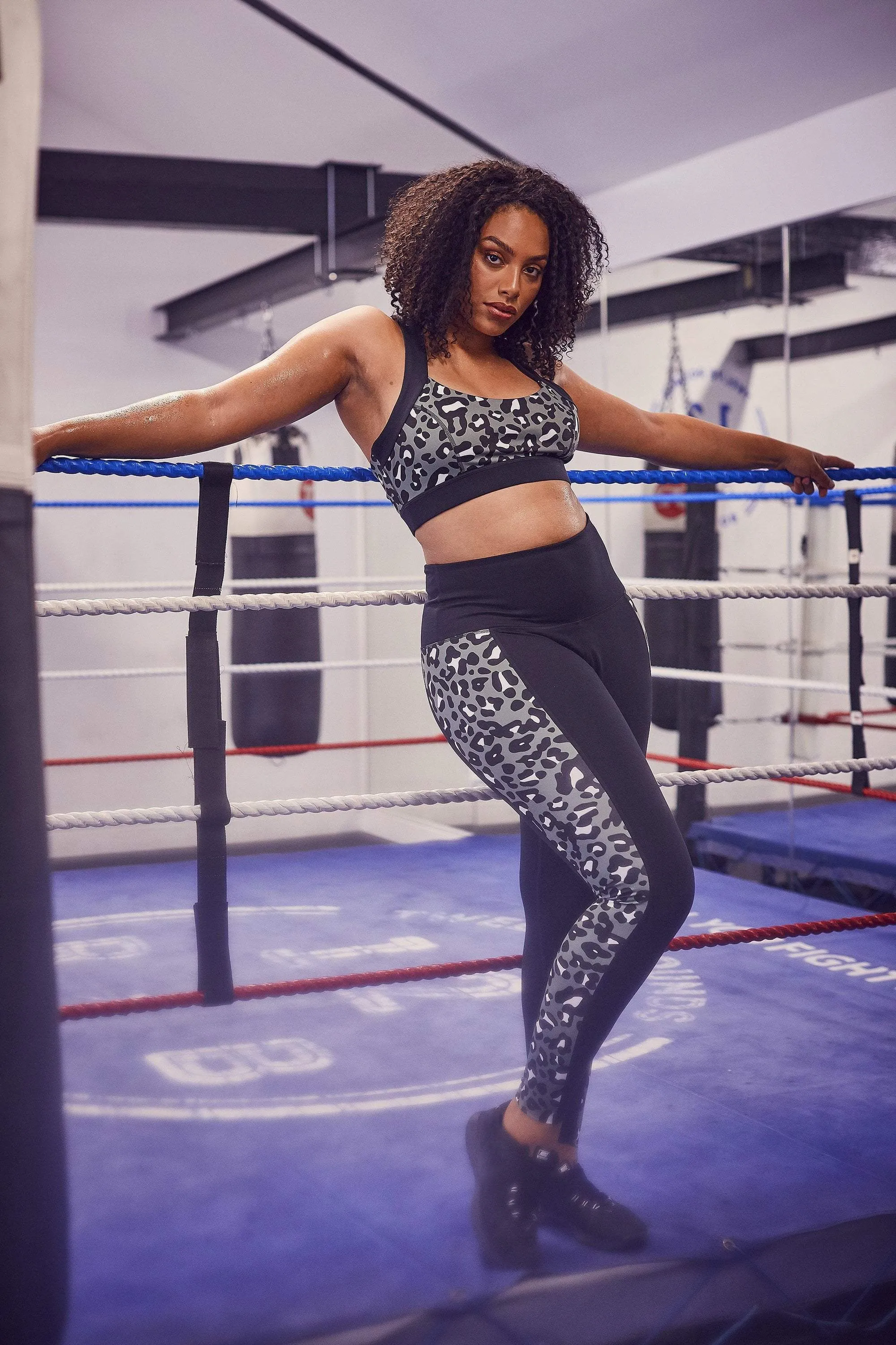 Wolf & Whistle High Waist Panelled Leggings Leopard Curve